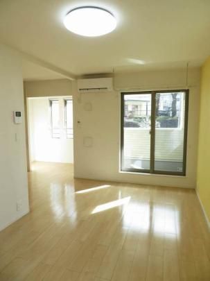 �y���̑��z�@���r���O