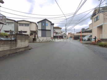 �O�ʓ��H�܂ތ��n�ʐ^ -