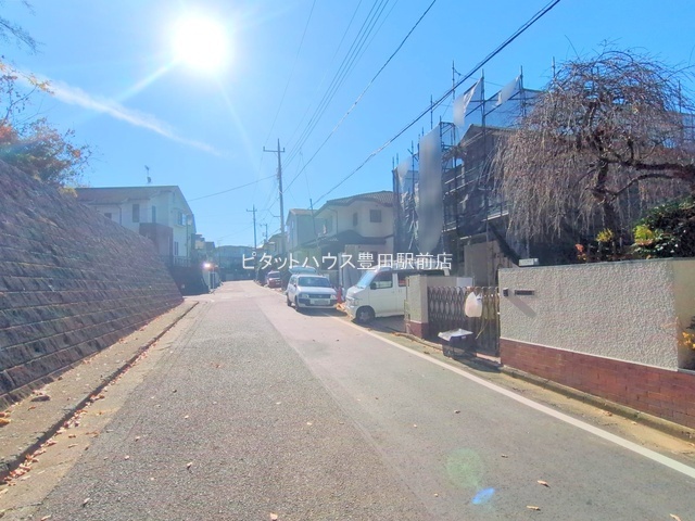 �O�ʓ��H�܂ތ��n�ʐ^ -