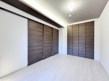 �m�� -