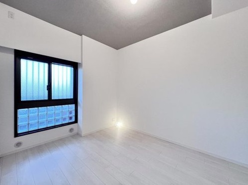 �m�� -