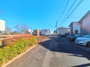 �O�ʓ��H�܂ތ��n�ʐ^ -