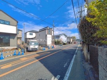 �O�ʓ��H�܂ތ��n�ʐ^ -