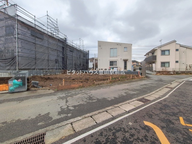 �O�ʓ��H�܂ތ��n�ʐ^ -