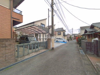 �O�ʓ��H�܂ތ��n�ʐ^ -