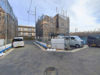 �O�ʓ��H�܂ތ��n�ʐ^ -