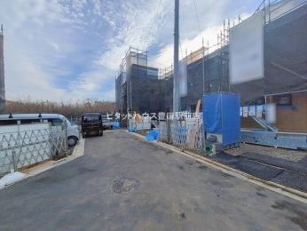 �O�ʓ��H�܂ތ��n�ʐ^ -