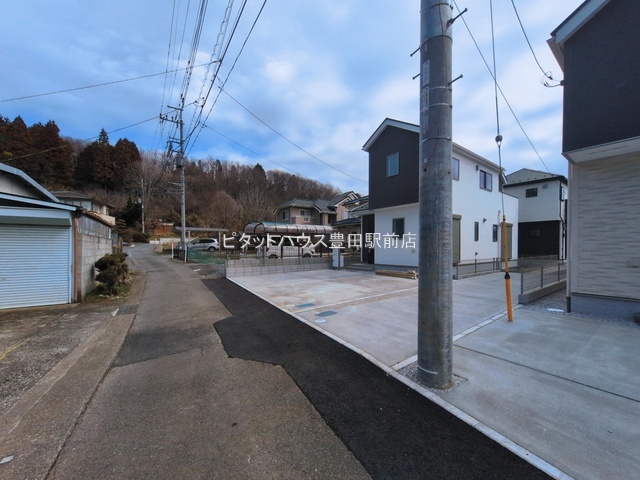 �O�ʓ��H�܂ތ��n�ʐ^ -