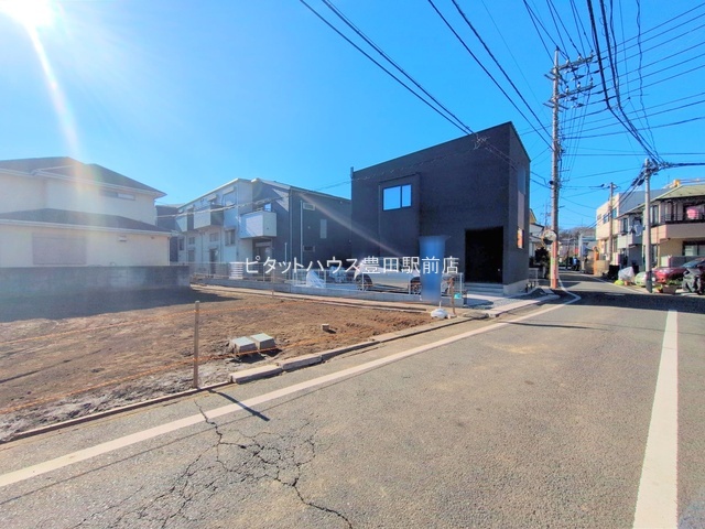 �O�ʓ��H�܂ތ��n�ʐ^ -