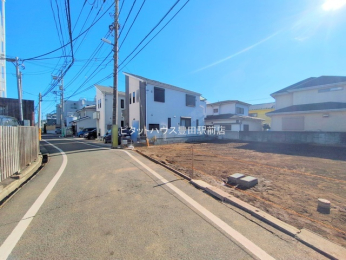 �O�ʓ��H�܂ތ��n�ʐ^ -