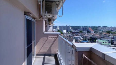 �Z�˂���̒��]�ʐ^ -