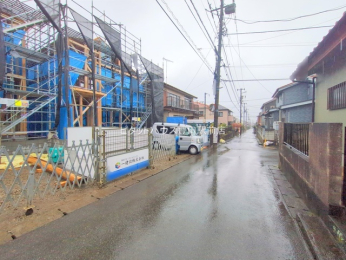 �O�ʓ��H�܂ތ��n�ʐ^ -