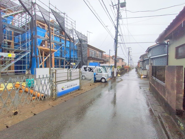 �O�ʓ��H�܂ތ��n�ʐ^ -