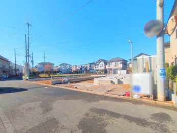 �O�ʓ��H�܂ތ��n�ʐ^ -