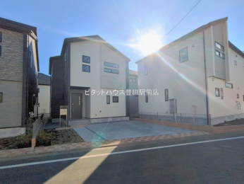 �O�ʓ��H�܂ތ��n�ʐ^ -