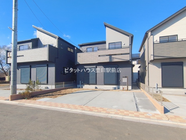 �O�ʓ��H�܂ތ��n�ʐ^ -