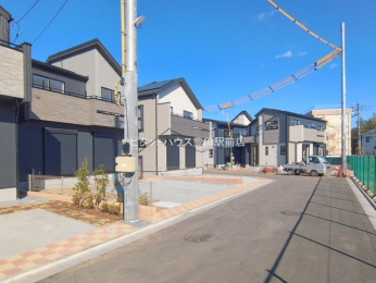 �O�ʓ��H�܂ތ��n�ʐ^ -