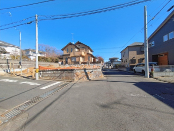 �O�ʓ��H�܂ތ��n�ʐ^ -