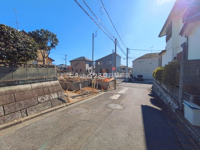 �O�ʓ��H�܂ތ��n�ʐ^ -