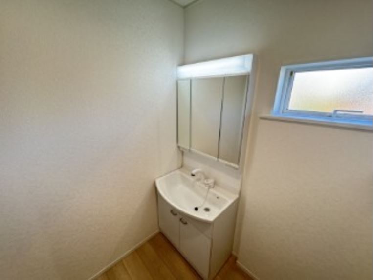 ���ʑ�E���ʏ� -