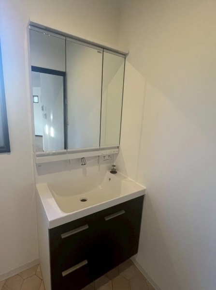 ���ʑ�E���ʏ� -