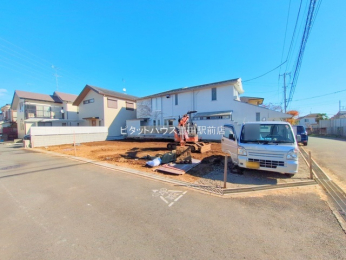 �O�ʓ��H�܂ތ��n�ʐ^ -