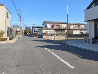 �O�ʓ��H�܂ތ��n�ʐ^ -