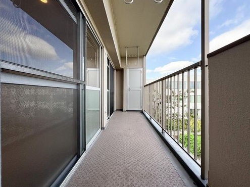 �o���R�j�[ -