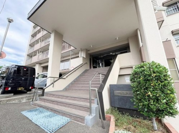 �G���g�����X -