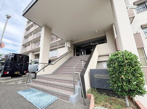 �G���g�����X -