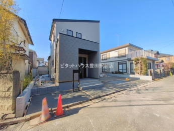 �O�ʓ��H�܂ތ��n�ʐ^ -