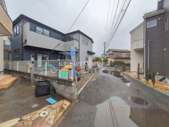 �O�ʓ��H�܂ތ��n�ʐ^ -