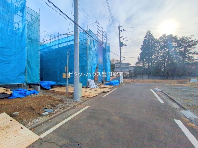 �O�ʓ��H�܂ތ��n�ʐ^ -