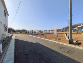 �O�ʓ��H�܂ތ��n�ʐ^ -