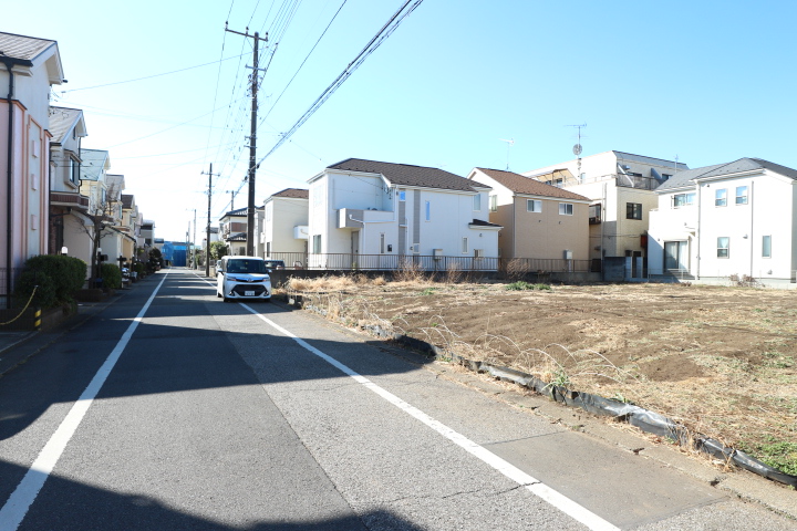 �O�ʓ��H�܂ތ��n�ʐ^ -