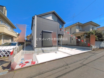 �O�ʓ��H�܂ތ��n�ʐ^ -