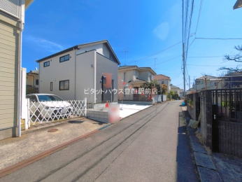 �O�ʓ��H�܂ތ��n�ʐ^ -