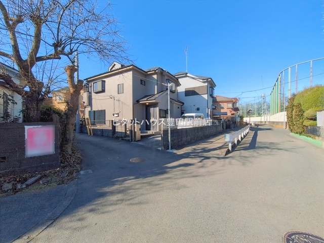 �O�ʓ��H�܂ތ��n�ʐ^ -