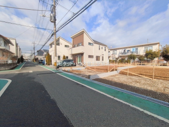 �O�ʓ��H�܂ތ��n�ʐ^ -