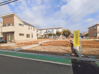 �O�ʓ��H�܂ތ��n�ʐ^ -