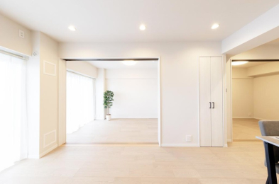 ���r���O -