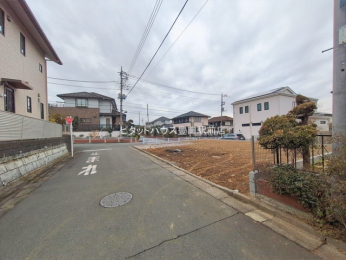 �O�ʓ��H�܂ތ��n�ʐ^ -