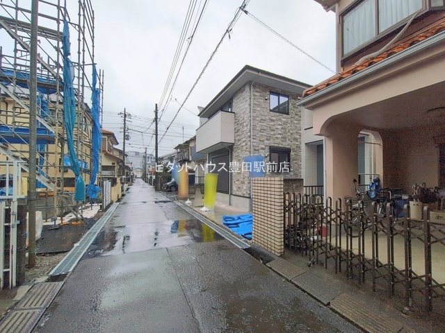 �O�ʓ��H�܂ތ��n�ʐ^ -