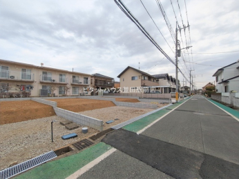 �O�ʓ��H�܂ތ��n�ʐ^ -