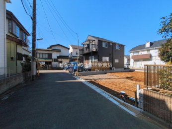 �O�ʓ��H�܂ތ��n�ʐ^ -