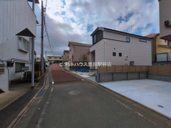 �O�ʓ��H�܂ތ��n�ʐ^ -