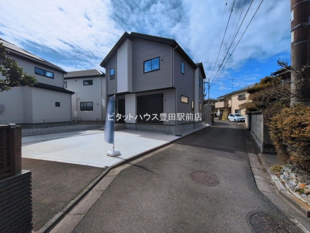 �O�ʓ��H�܂ތ��n�ʐ^ -