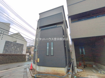 �O�ʓ��H�܂ތ��n�ʐ^ -