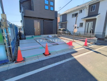 �O�ʓ��H�܂ތ��n�ʐ^ -