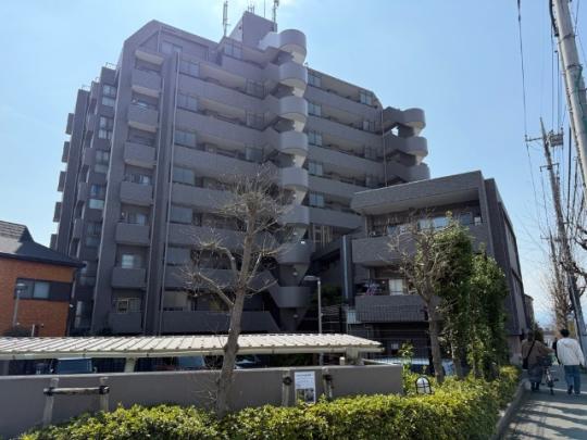  �����O��